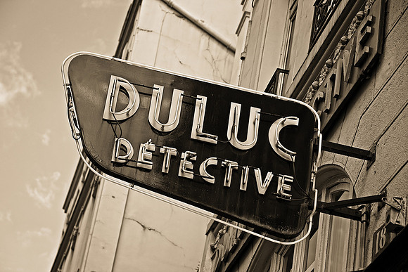 "DULUC DETECTIVE"